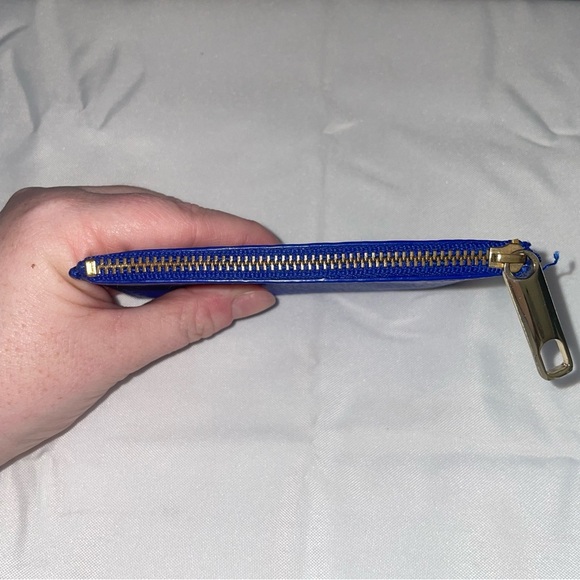 Talbot's Two Toned Blue Leather Card Case Zip Wallet Pouch Front Pocket - Picture 3 of 7